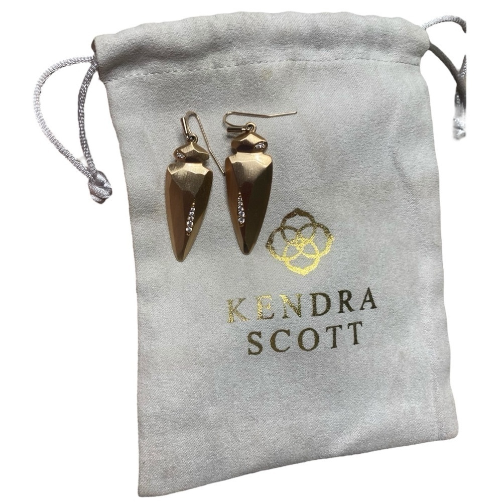 Kendra Scott Rose Gold Arrowhead Medium Sized Earrings